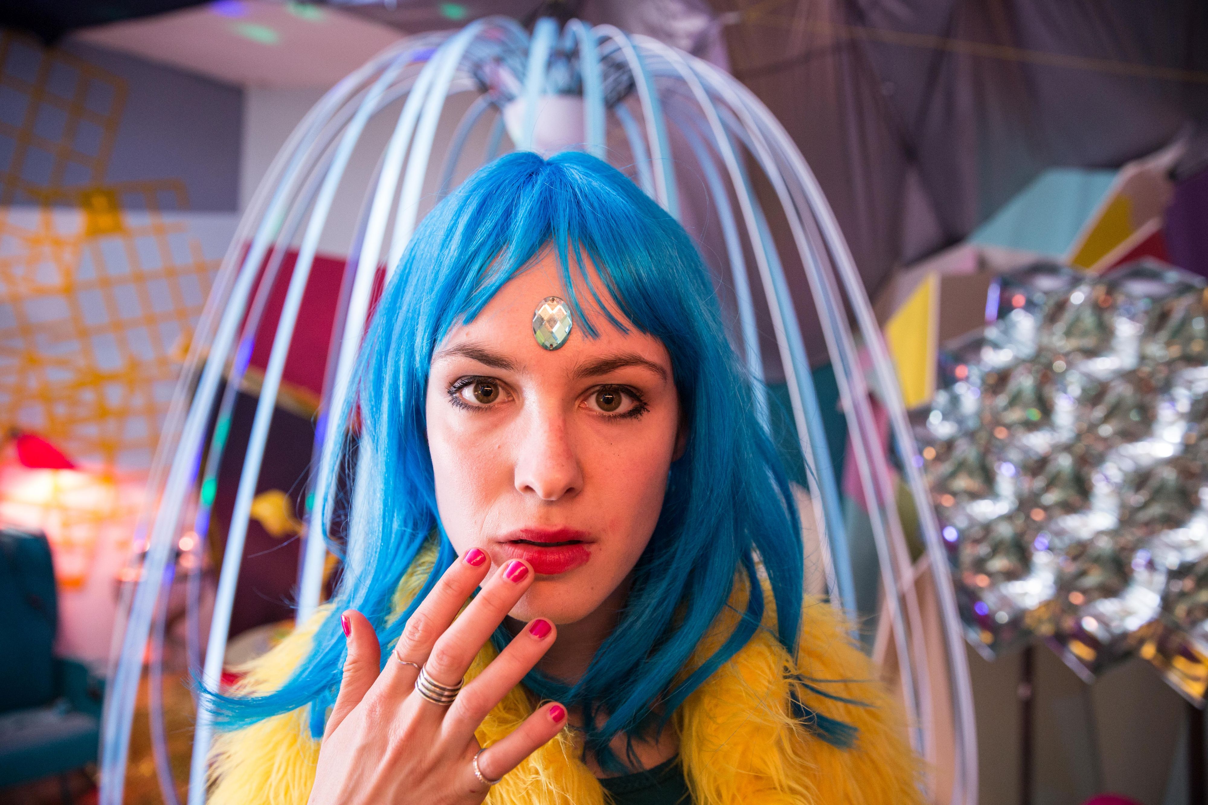 Electric Girl Film Rezensionen De