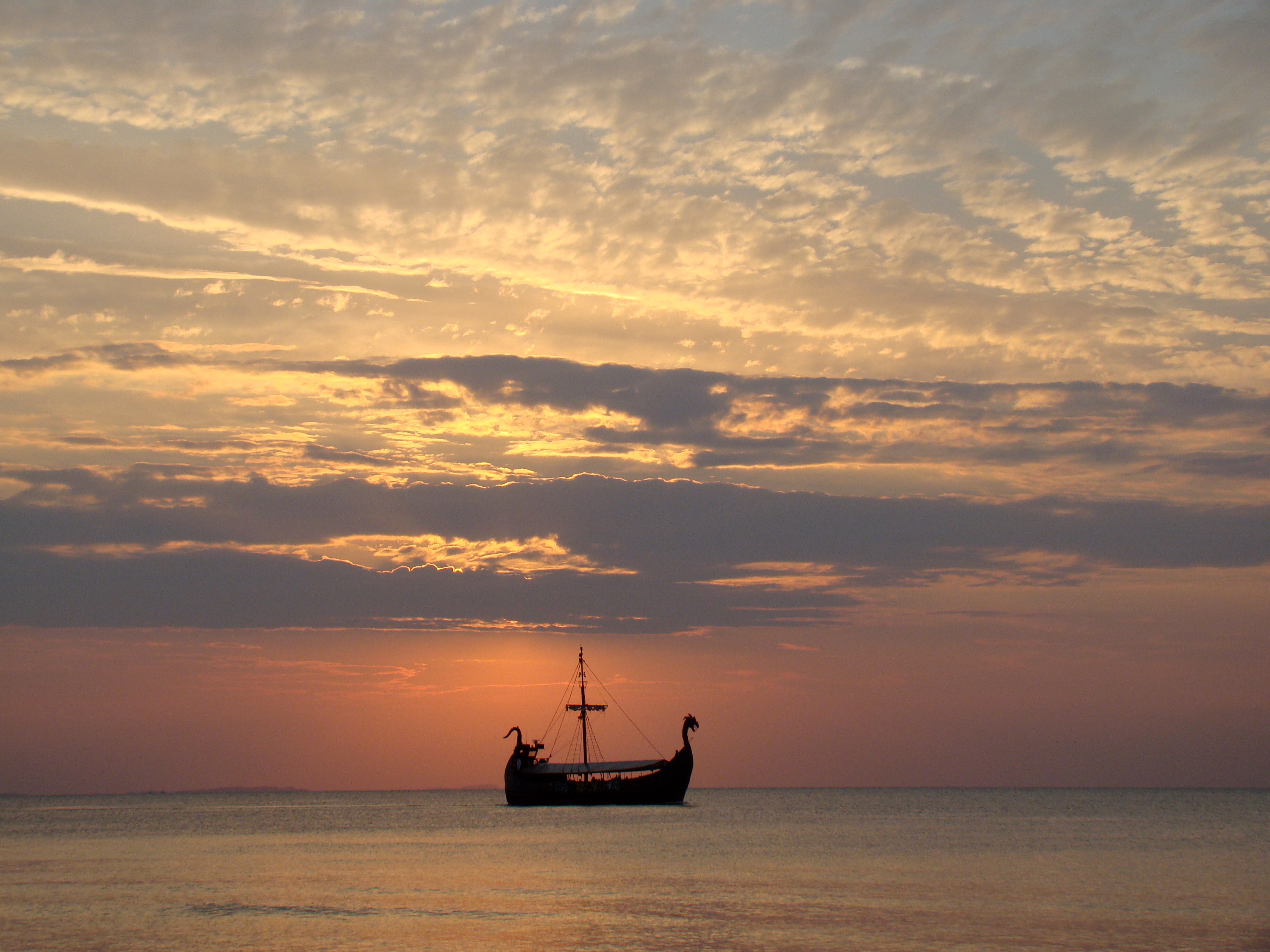 ship FilmRezensionen.de