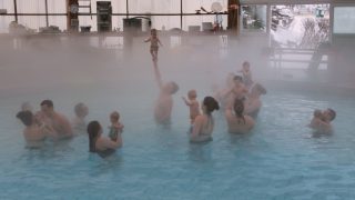 Snorri und der Baby Schwimmclub