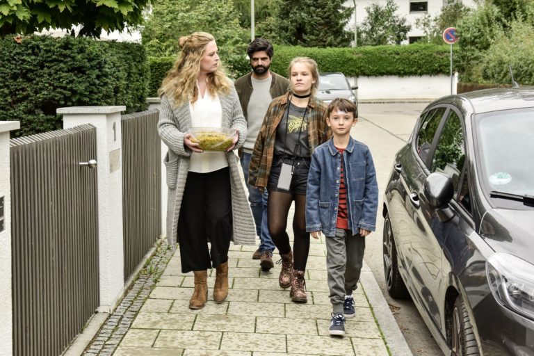 Zum Glück zurück Szene 1 FilmRezensionen.de