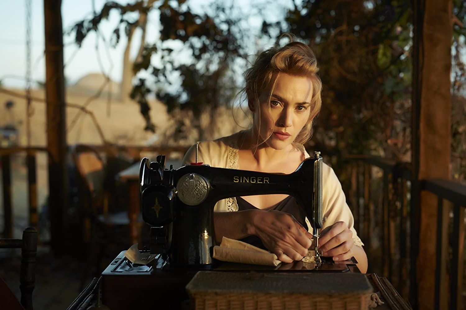 The Dressmaker - Die Schneiderin