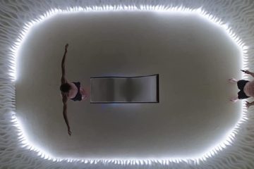 LX 2048