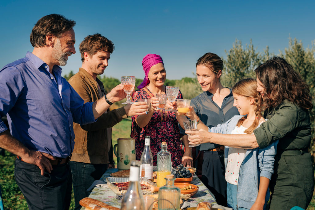 Ein Tisch in der Provence: Unverhoffte Töchter