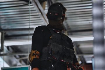 Rogue Hostage