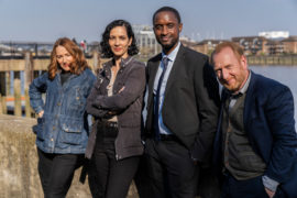The Chelsea Detective: Mrs + Mrs Romano TV Fernsehen ZDF Mediathek