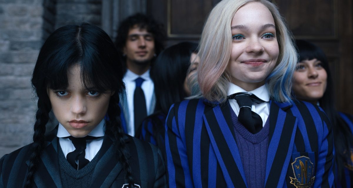 Wednesday Staffel 1 FilmRezensionen.de