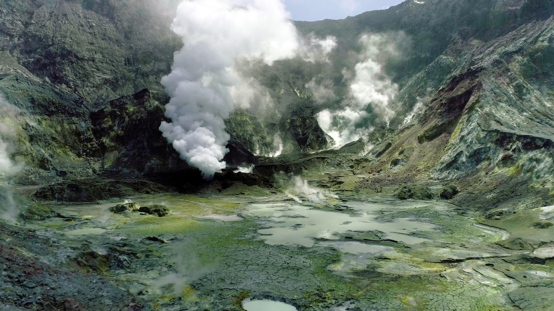 Volcano: Saving Whakaari