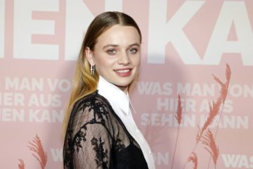 Luna Wedler Was man von hier aus sehen kann Interview