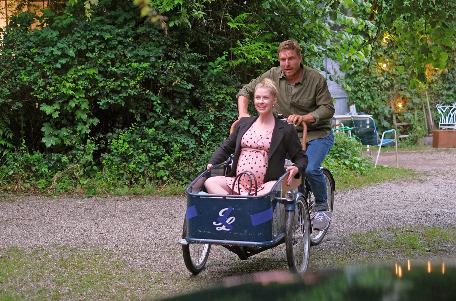 Toni, männlich, Hebamme Mächtig schwanger FilmRezensionen.de Toni, männlich, Hebamme Mächtig schwanger FilmRezensionen.de