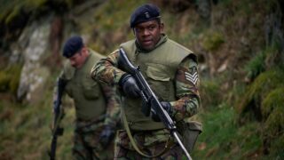 Dead Shot Tv Fernsehen Sky Wow Streaming online Mediathek Video on Demand