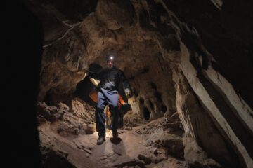 Unbekannt: Die Knochenhöhle Netflix Streamen online