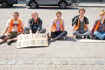 Aufgestaut TV Fernsehen ZDFneo Streamen online Mediathek