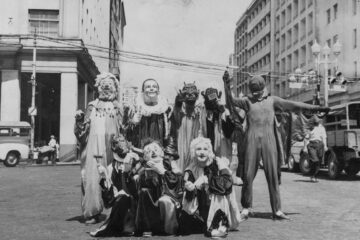 Pictures of Ghosts Retratos Fantasmas