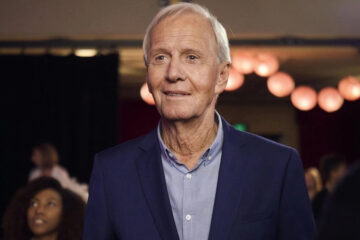 The Very Excellent Mr. Dundee Come Back Mr Dundee