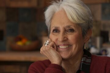 Joan Baez I Am A Noise