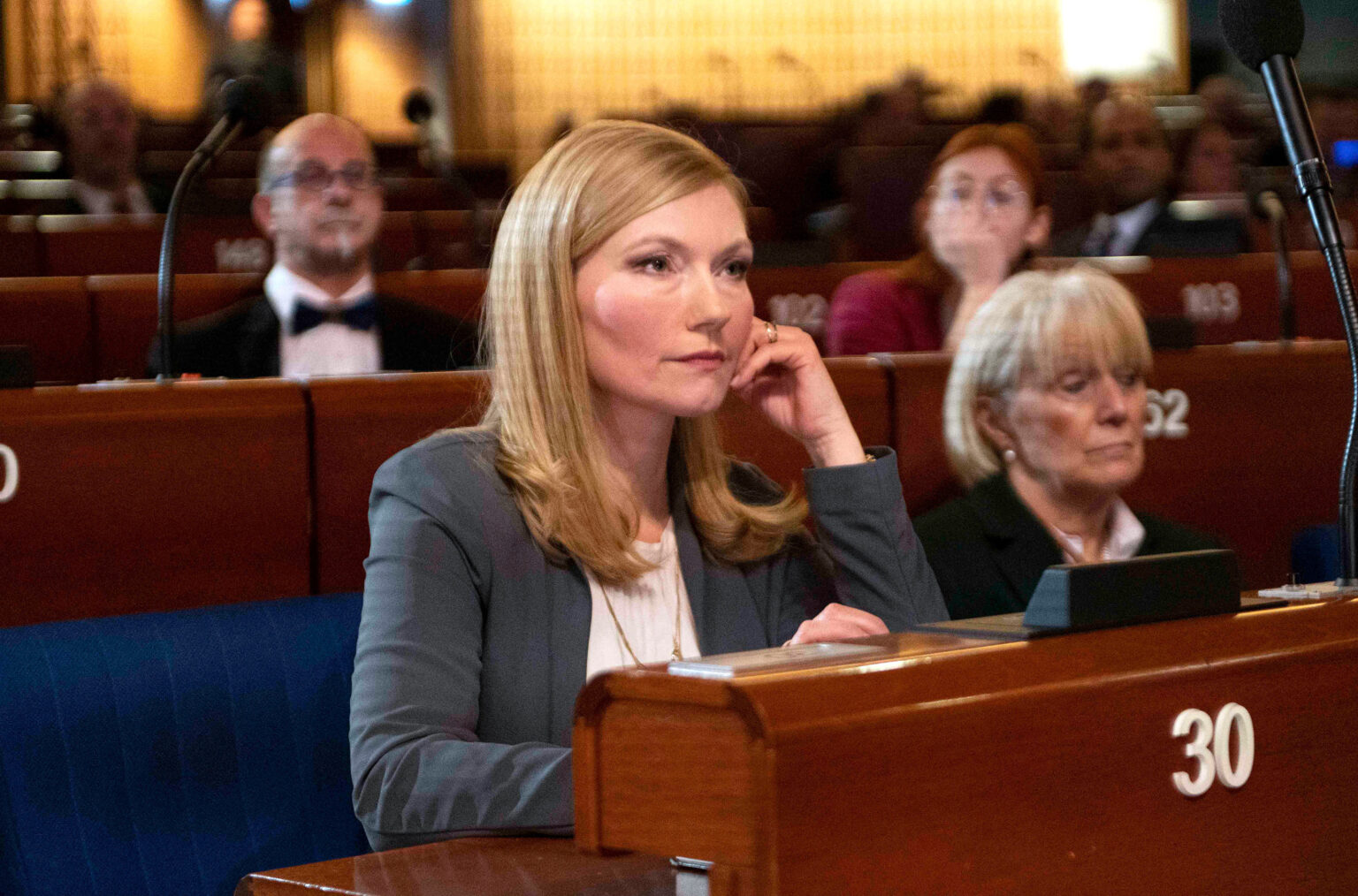 Am Abgrund FilmRezensionen.de