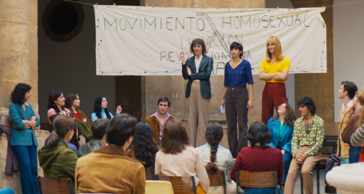 Love and Revolution Te estoy amando locamente