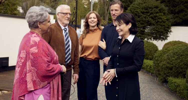 Anna und ihr Untermieter: Plötzlich Schwiegermutter Tv Fernsehen Das Erste ARD Streamen online Mediathek Video on Demand DVD kaufen