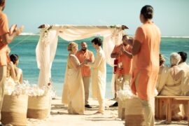 Flitterwochen mit meiner Mutter Honeymoon Crasher Lune de miel avec ma mère Netflix Streamen online Video on Demand