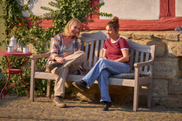 Zimmer im Grünen - Herzenswege TV Fernsehen ZDF Streamen online Mediathek Video on Demand DVD kaufen Herzkino