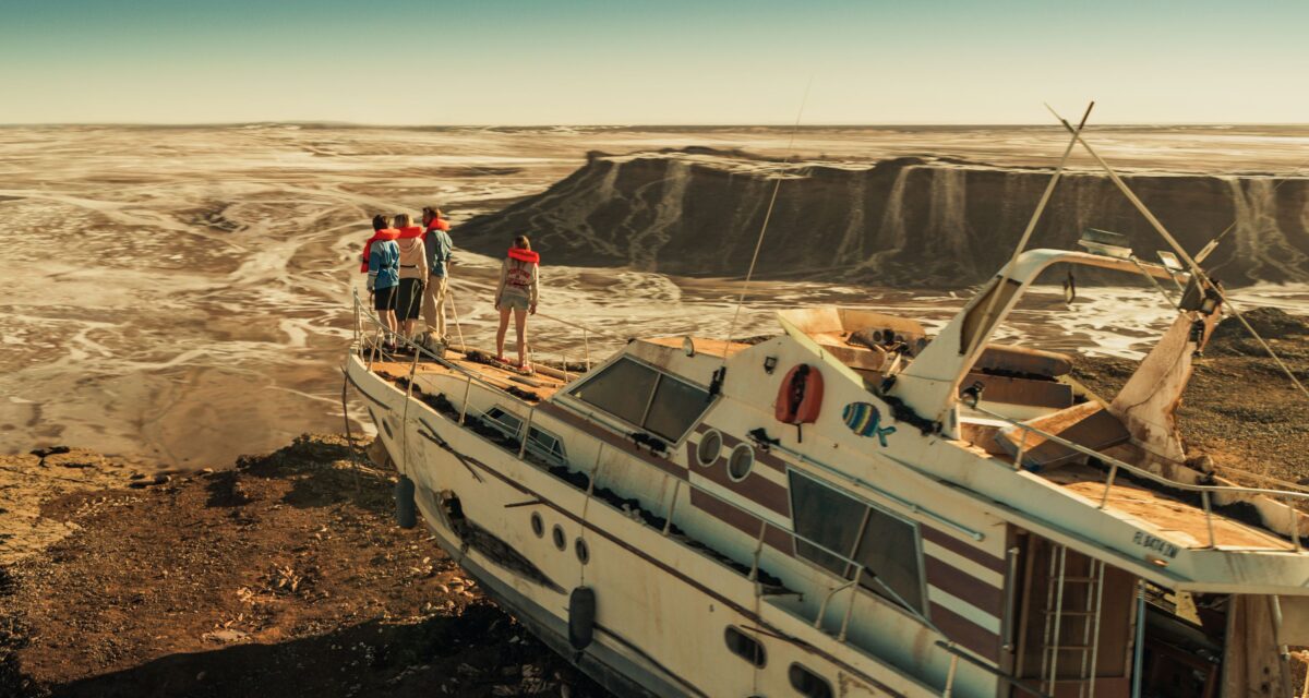 besetzung von survive gestrandet im ozean film