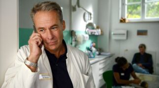 Praxis mit Meerblick - Romeo & Julia TV Fernsehen Das Erste ARD Streamen online Mediathek Video on Demand DVD kaufen