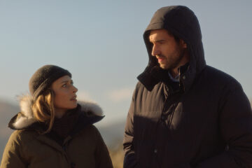 Queenstown Murders – Zum Sterben schön: Aus heiterem Himmel A Remarkable Place to Die: Out of the Blue TV Fernsehen ZDF Streamen online Mediathek Video on Demand DVD kaufen