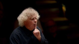 SIMON RATTLE - Vom Glück des Dirigierens