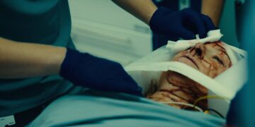 Wenn jede Sekunde zählt: Londons Trauma-Netzwerk Netflix Streamen online Critical: Between Life and Death