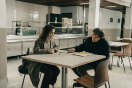 Im Netz des Teufels Verschwunden auf Sardinien La coda del diavolo Tv Fernsehen ZDF Streamen online Mediathek Video on Demand DVD kaufen