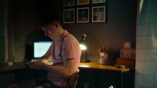 Unbekannte Nummer: Der Highschool-Catfish Unknown Number: The High School Catfish NetflixStreamen online