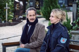 Bis auf den Knochen. Ein Krimi aus Passau Tv Fernsehen Das Erste ARD Streamen online Mediathek Video on Demand DVD kaufen