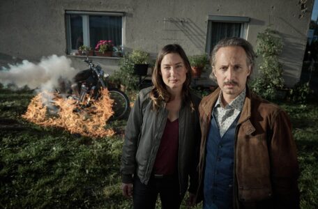 Der Rote Wolf. Ein Krimi aus Passau Tv Fernsehen Das Erste ARD Streamen online Mediathek Video on Demand DVD kaufen