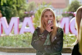 Halb Malmö hat mit mir Schluss gemacht – Staffel 1 Halva Malmö består av killar som dumpat mig Diary of a Ditched Girl Netflix Streamen online