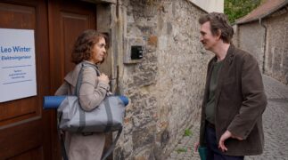 Im Namen der Wahrheit - Traue Niemandem TV Fernsehen Das Erste ARD Streamen online Mediathek Video on Demand DVD kaufen