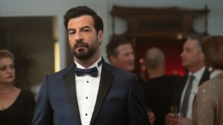 Altes Geld neue Liebe Old Money Enfes Bir Aksam Netflix Streamen online Video on Demand