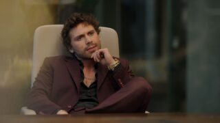 Altes Geld neue Liebe Old Money Enfes Bir Aksam Netflix Streamen online Video on Demand