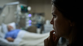 Elixir – The Pain Killers Tv Fernsehen ZDFneo Streamen online Mediathek Video on Demand DVD kaufen