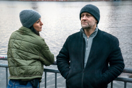 Jenseits der Spree Carlotta TV Fernsehen ZDF Streamen online Mediathek Video on Demand DVD kaufen