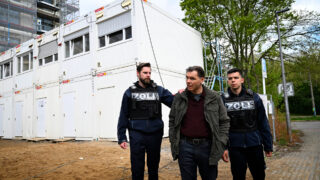 Jenseits der Spree Im Land der toten Träume TV Fernsehen ZDF Streamen online Mediathek Video on Demand DVD kaufen