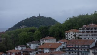 Kämpferin im Untergrund She Walks in Darkness Un fantasma en la batalla Netflix Streamen online Video on Demand