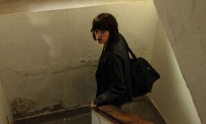 Kämpferin im Untergrund She Walks in Darkness Un fantasma en la batalla Netflix Streamen online Video on Demand