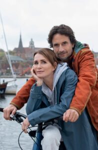 Schule am Meer - Unter einem Dach TV Fernsehen Das Erste ARD Streamen online Mediathek Video on Demand DVD kaufen