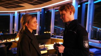 Der Bremerhaven-Krimi. Geschäft mit dem Tod TV Fernsehen ARD Das Erste Streamen online Mediathek Video on Demand DVD kaufen