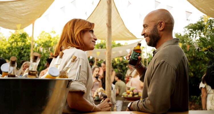 Mango Netflix Streamen online Video on Demand