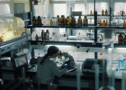 Weiss & Morales: Unter der Oberfläche Lo profundo Tv Fernsehen ZDF Streamen online Mediathek Video on Demand DVD kaufen