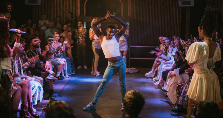 House of Bellevue – Staffel 1 Tv Fernsehen ZDFneo Streamen online Mediathek Video on Demand DVD kaufen