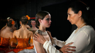 Jenseits der Spree Im Spiegel der Tod Tv Fernsehen ZDF Streamen online Mediathek Video on Demand DVD kaufen