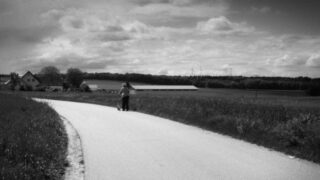 Muddi – Zwölf Annäherungen an das Altern