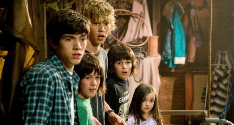 Die Noobs – Klein aber gemein Aliens in the Attic Tv Fernsehen tele 5 Streamen online Mediathek Video on Demand DVD kaufen